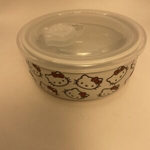 NEW Hello Kitty FACES 5in Diameter Ceramic Food Storage‎ Bowl w/Vented Lid